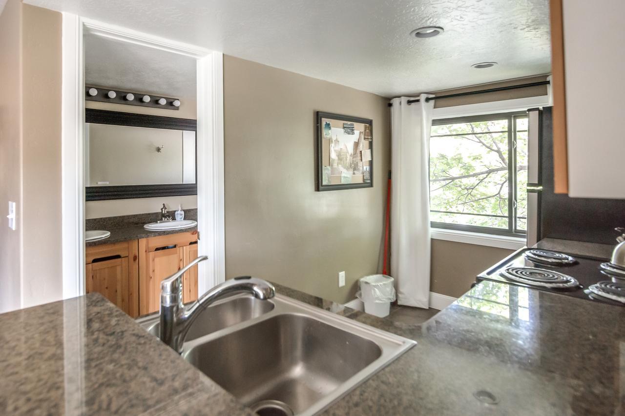 Aspenwood Manor Aparthotel Provo Luaran gambar