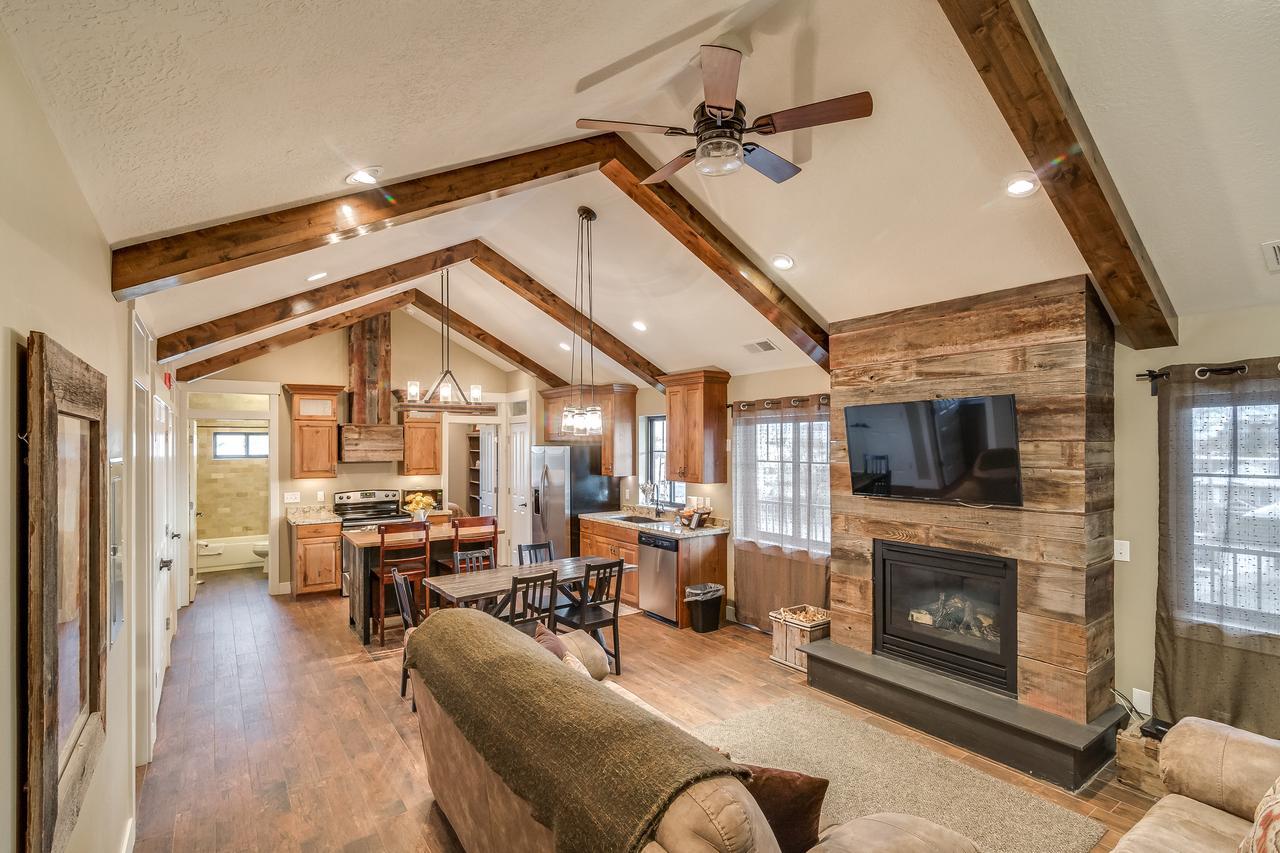 Aspenwood Manor Aparthotel Provo Luaran gambar